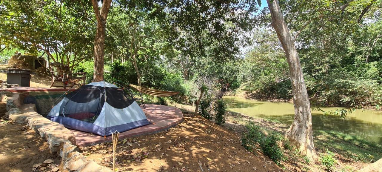 Humbhaha Jungle Yala Nature Eco Resort Катарагама Экстерьер фото